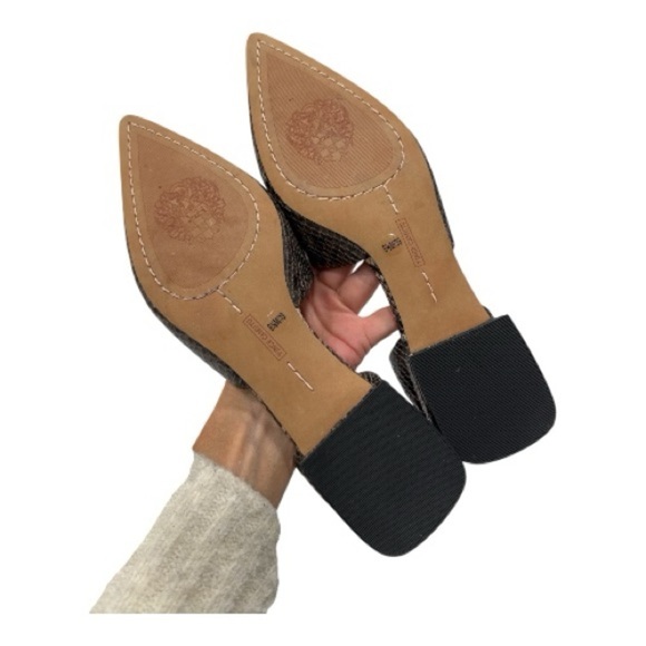 Vince Camuto Brown Snakeskin Loafers Vince Camuto
Cruiz Flats site 8.5 M - Picture 7 of 11